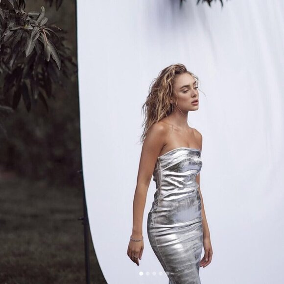 Zara Strapless Fitted Midi Dress Silver Metallic Size XS - Picture 2 of 12